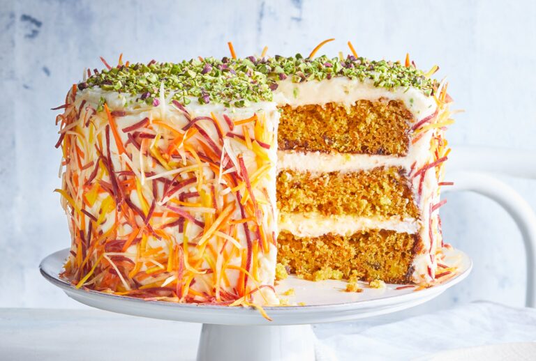 Carrot Cake Decorating Ideas: Carrot Cakes With Flair