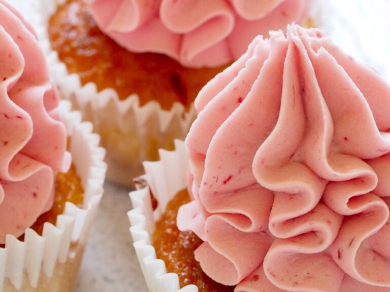 No Dairy? No Problem! Try These Scrumptious Cupcakes